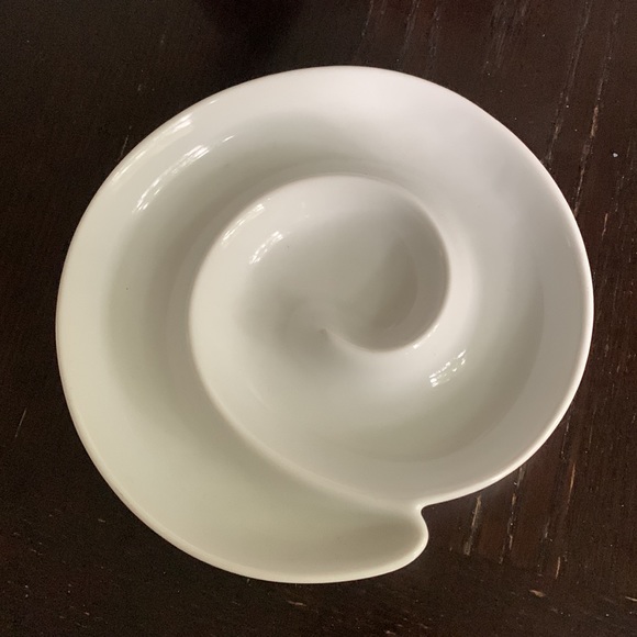 Crate & Barrel by BIA GORDON BLUE Porcelain Swirl Appetizer Dish - Picture 2 of 4